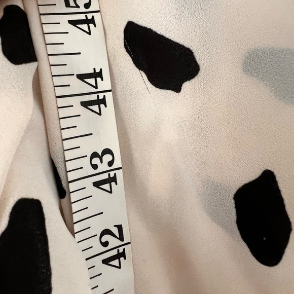 ASTR the Label Ivory Cream Black Spots Long Sleeve Surplice Bodysuit Small - Picture 12 of 16